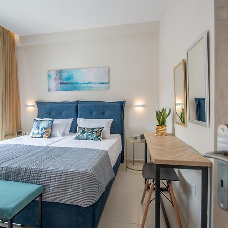 Alcmene Lux Apartment ザキントス エクステリア 写真